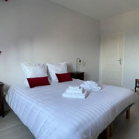 Gite Omaha 3 Etoiles - La Ferme Delaunay Saint-Come-du-Mont Eksteriør bilde